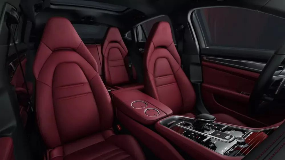 Автомобиль Porsche Panamera II Рестайлинг Лифтбек