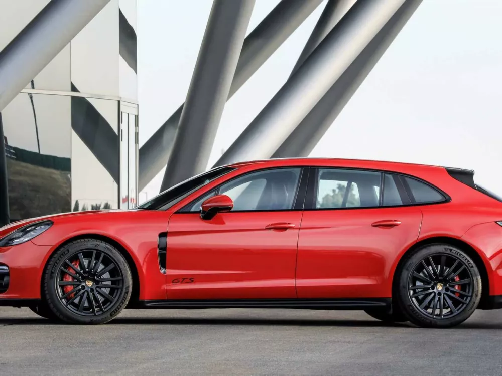 Автомобиль Porsche Panamera II Рестайлинг Универсал (5 дверей)