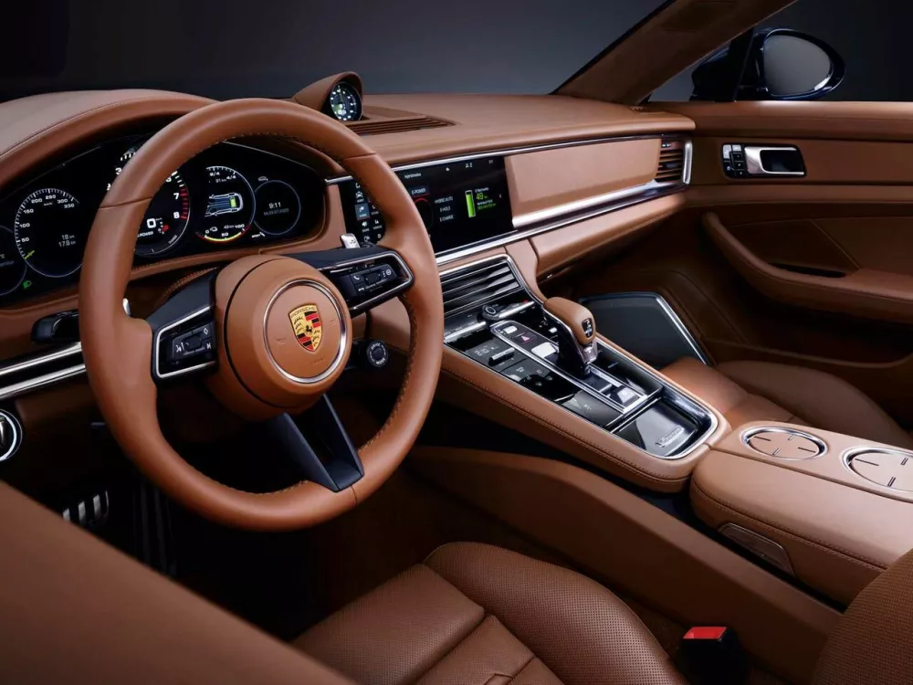 Автомобиль Porsche Panamera II Рестайлинг Универсал (5 дверей)