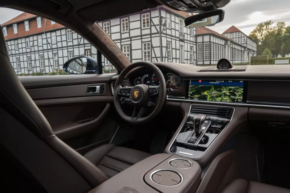 Автомобиль Porsche Panamera II Рестайлинг Лифтбек Executive