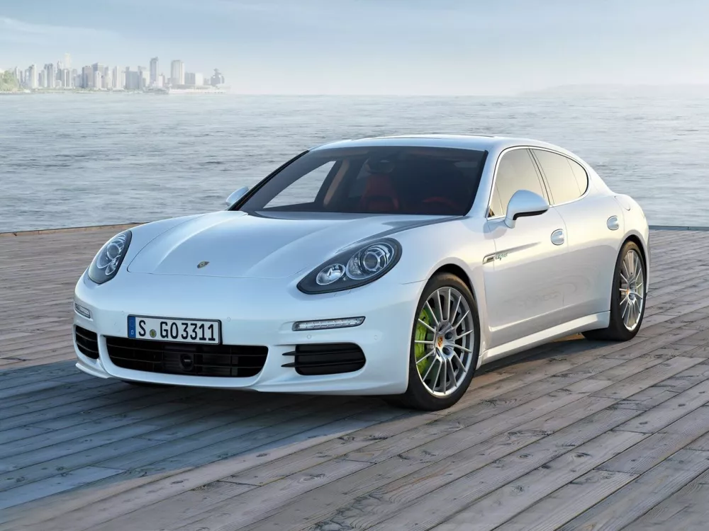 Автомобиль Porsche Panamera I Рестайлинг Лифтбек
