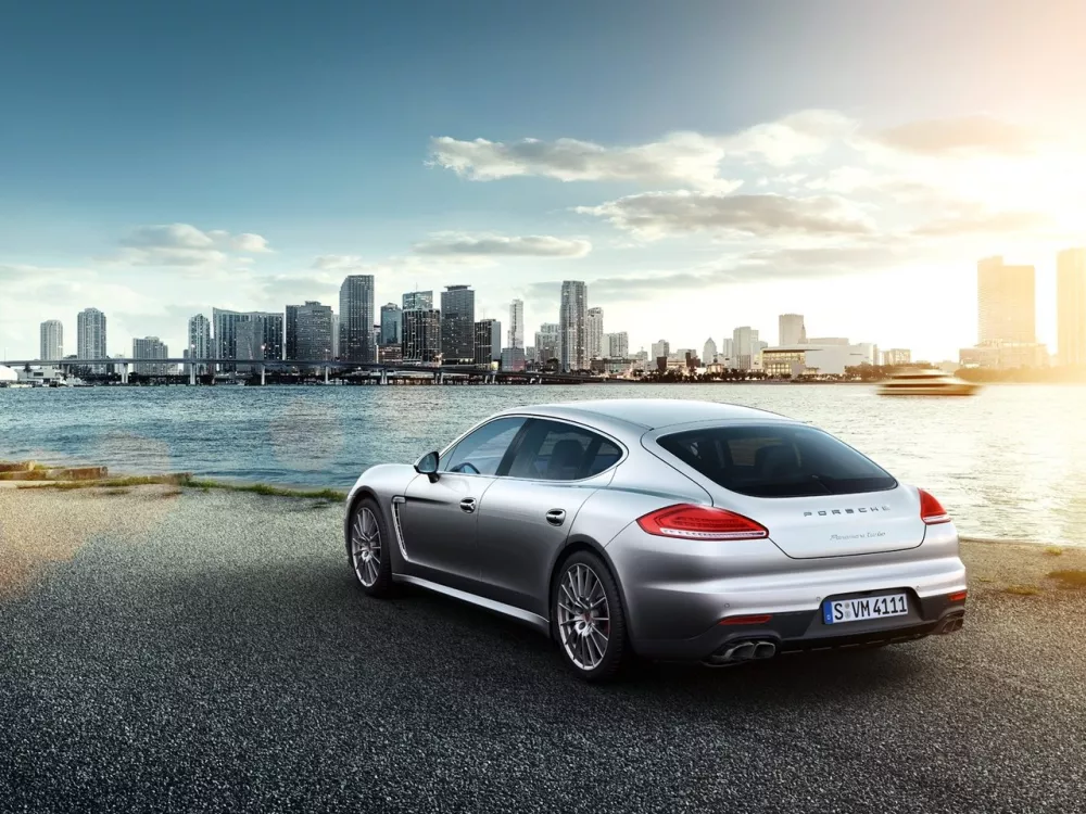 Автомобиль Porsche Panamera I Рестайлинг Лифтбек