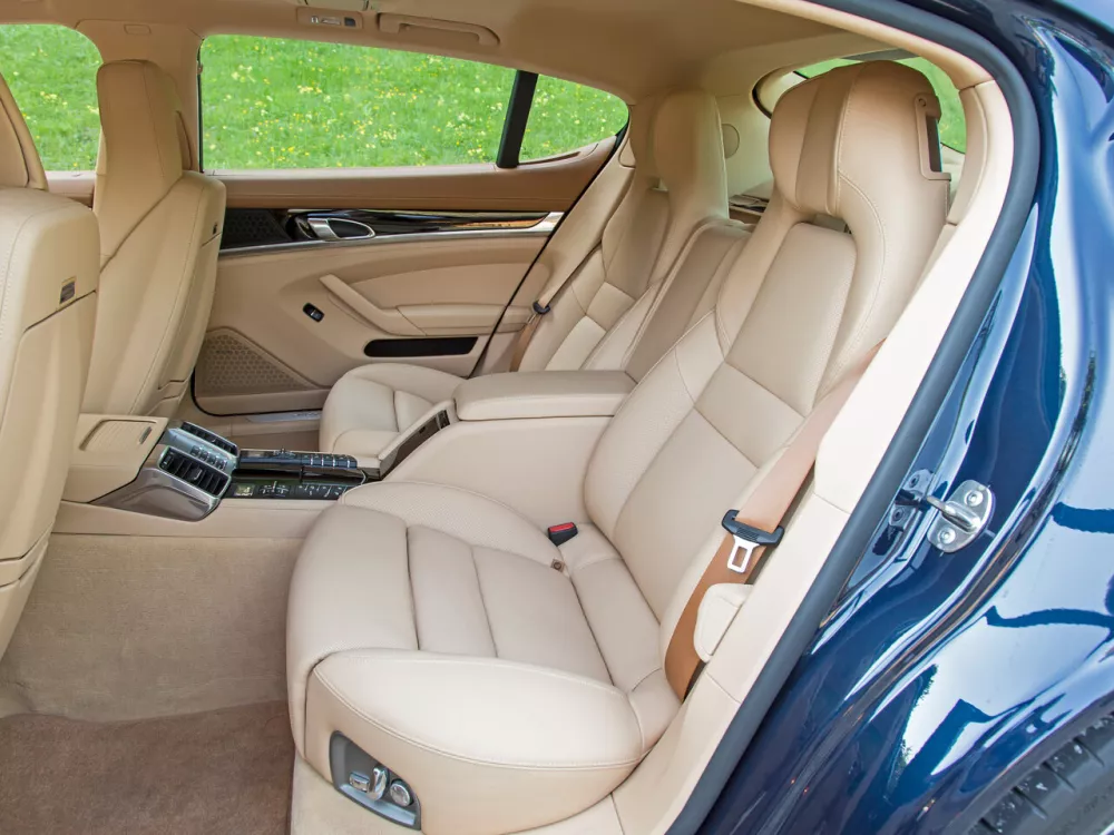 Автомобиль Porsche Panamera I Рестайлинг Лифтбек Executive
