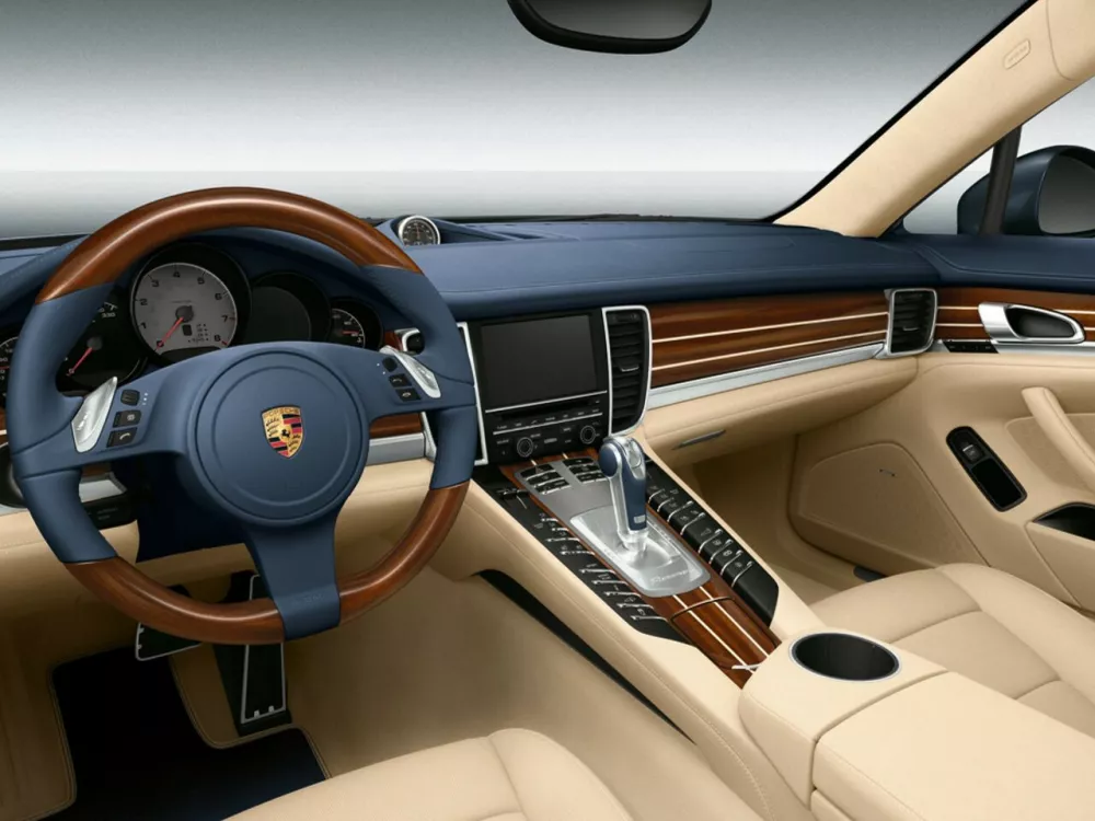 Автомобиль Porsche Panamera I Лифтбек
