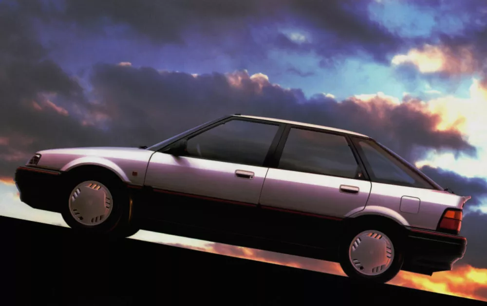 Автомобиль Rover 200 II (R8) Хэтчбек (5 дверей)