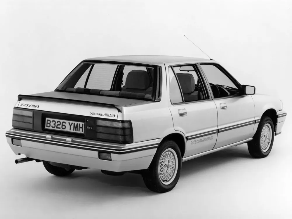 Автомобиль Rover 200 I (SD3) Седан