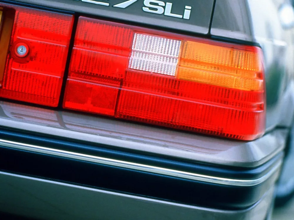 Автомобиль Rover 800 Седан