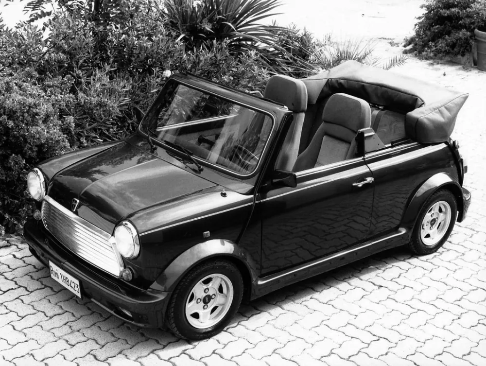 Автомобиль Rover Mini Кабриолет
