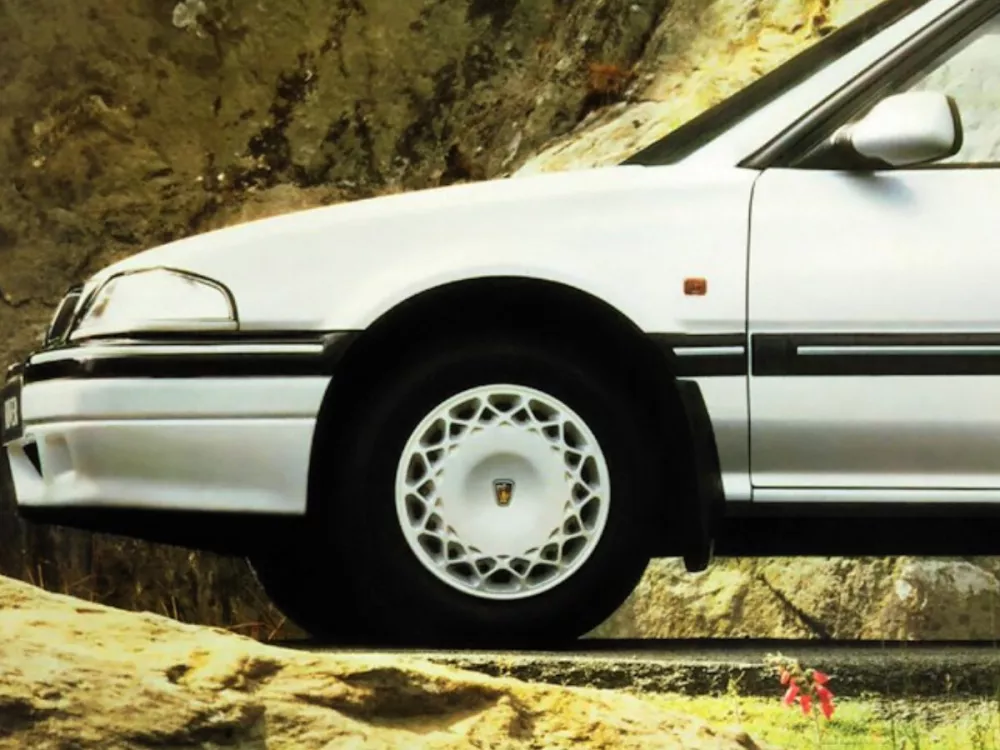 Автомобиль Rover 400 I (R8) Седан