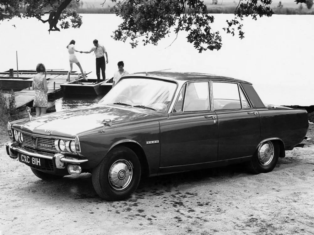 Автомобиль Rover P6 Седан