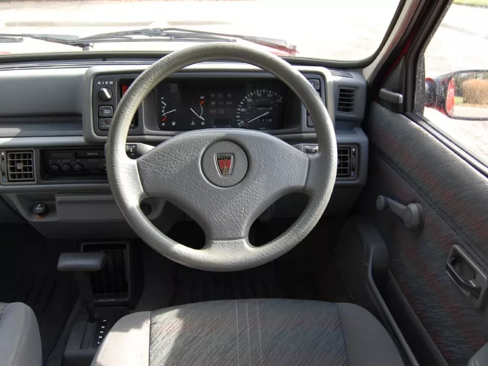 Автомобиль Rover Metro Хэтчбек (5 дверей)