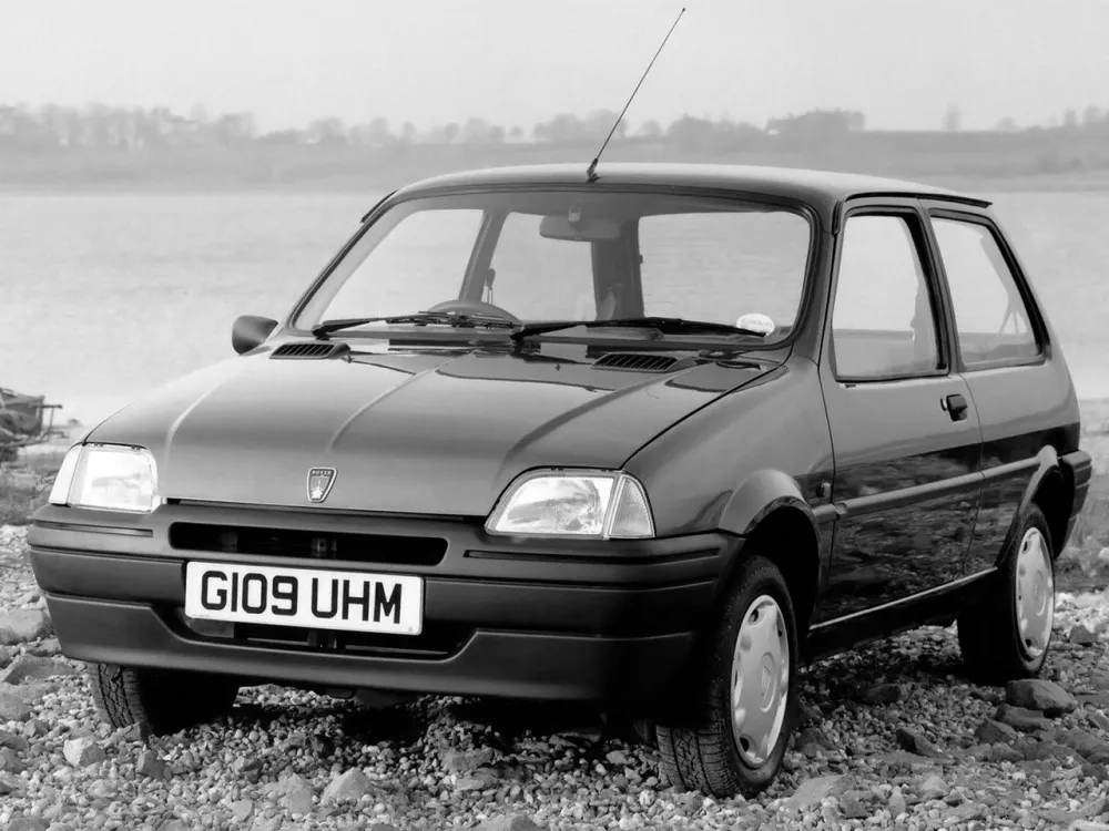 Автомобиль Rover Metro Хэтчбек (3 двери)