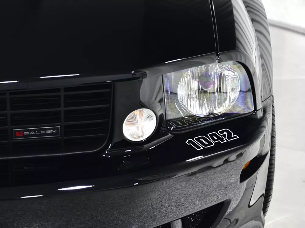 Автомобиль Saleen S281 Кабриолет