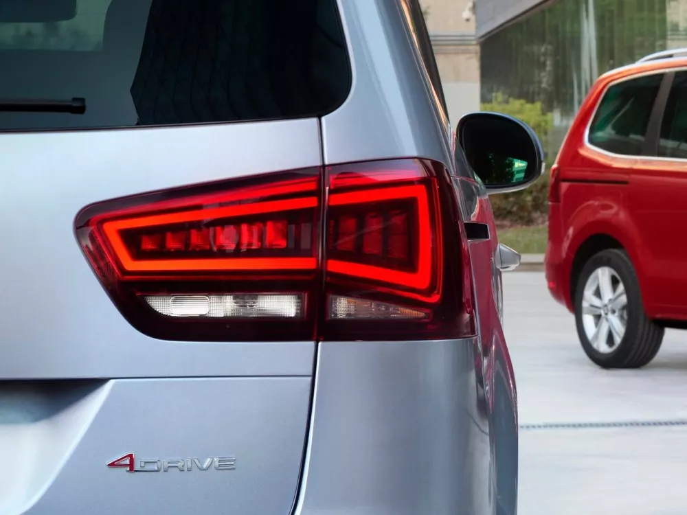 Автомобиль SEAT Alhambra II Рестайлинг Минивэн