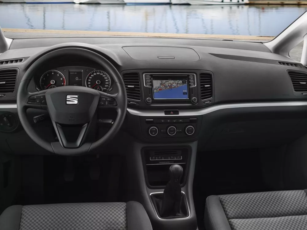 Автомобиль SEAT Alhambra II Рестайлинг Минивэн
