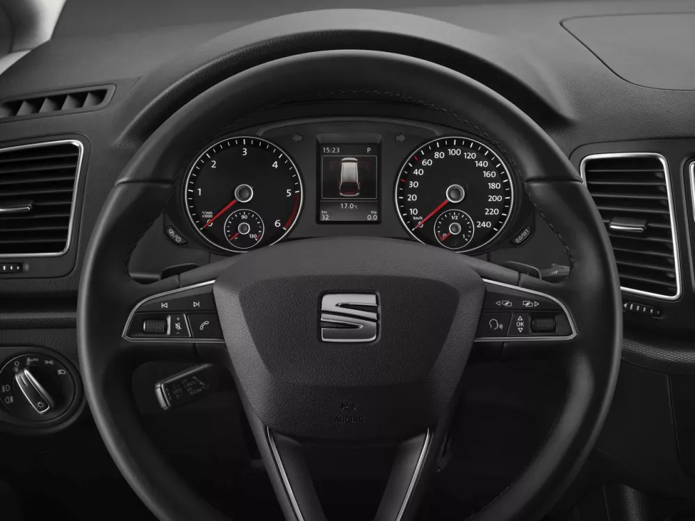 Автомобиль SEAT Alhambra II Рестайлинг Минивэн