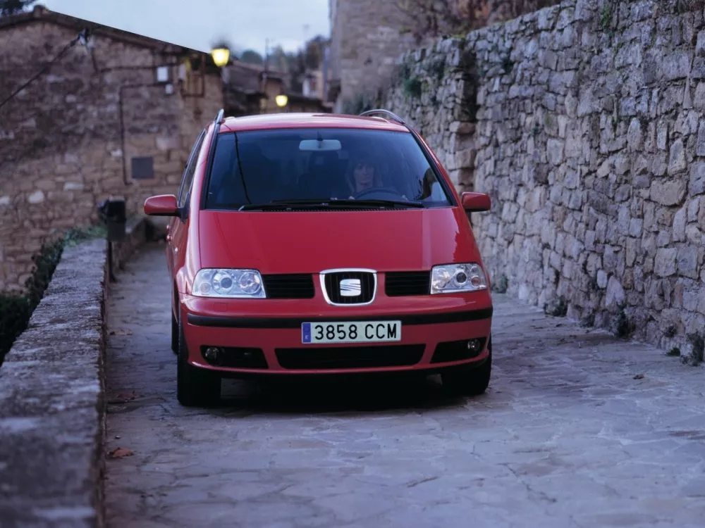 Автомобиль SEAT Alhambra I Рестайлинг Минивэн