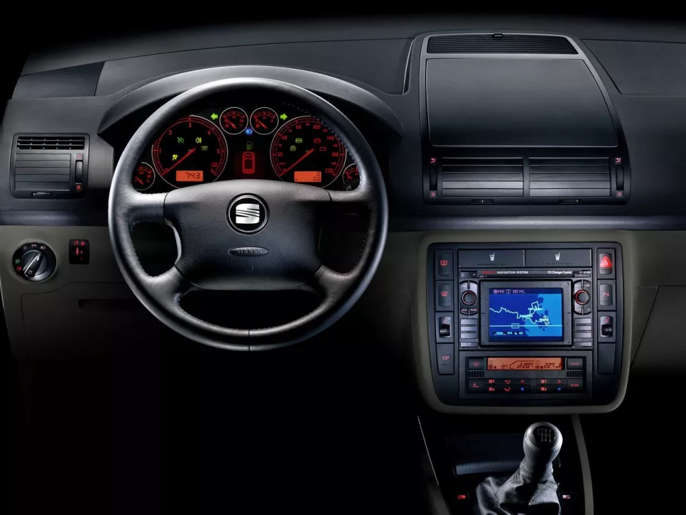 Автомобиль SEAT Alhambra I Рестайлинг Минивэн