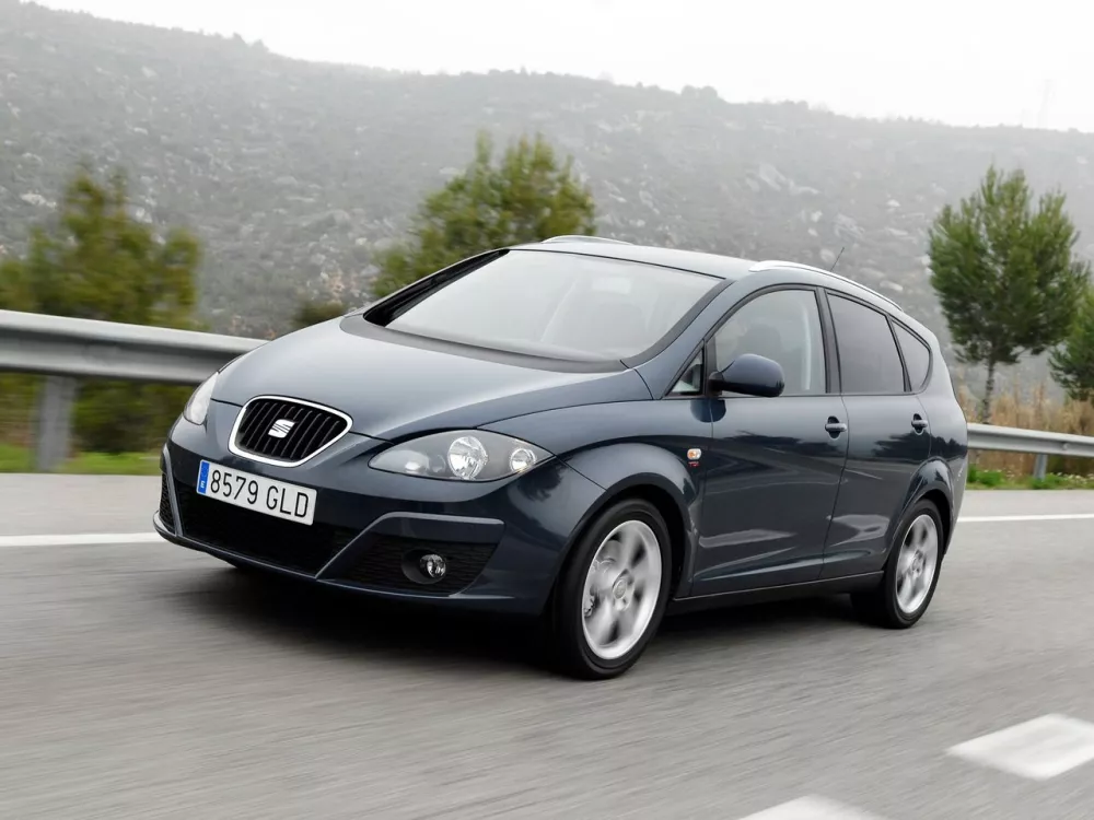 Автомобиль SEAT Altea I Рестайлинг Компактвэн XL