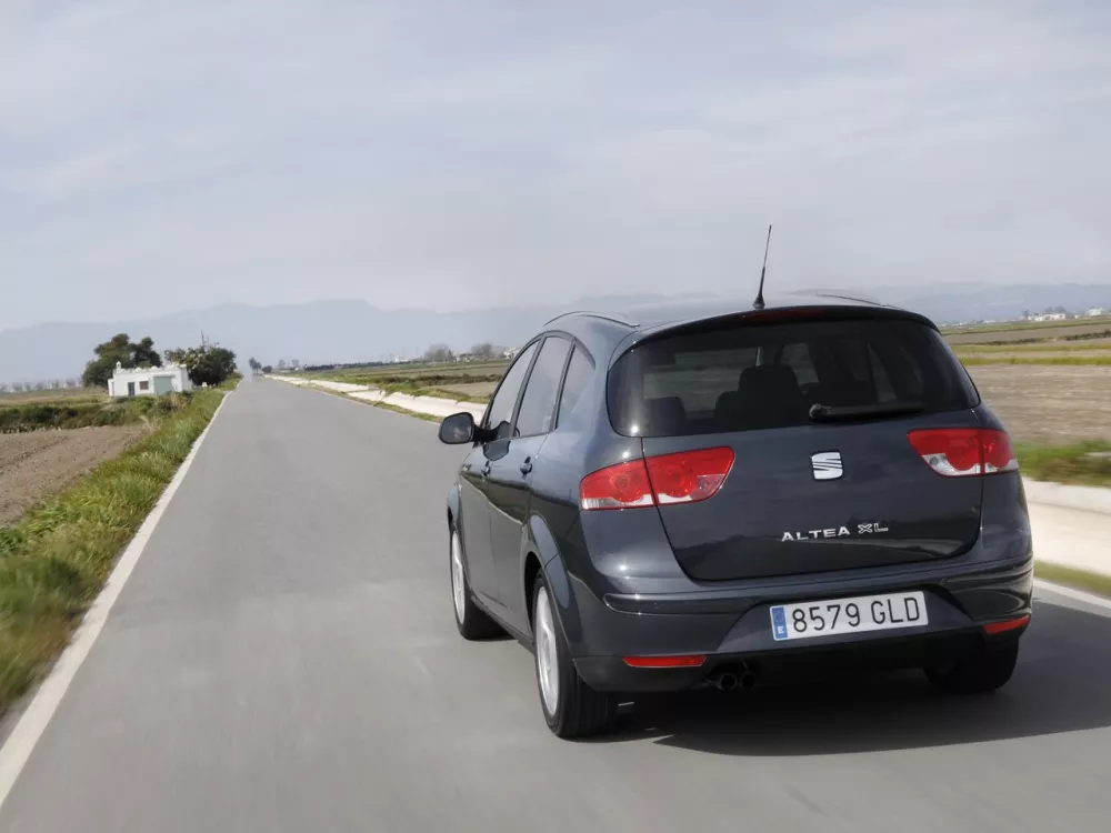 Автомобиль SEAT Altea I Рестайлинг Компактвэн XL