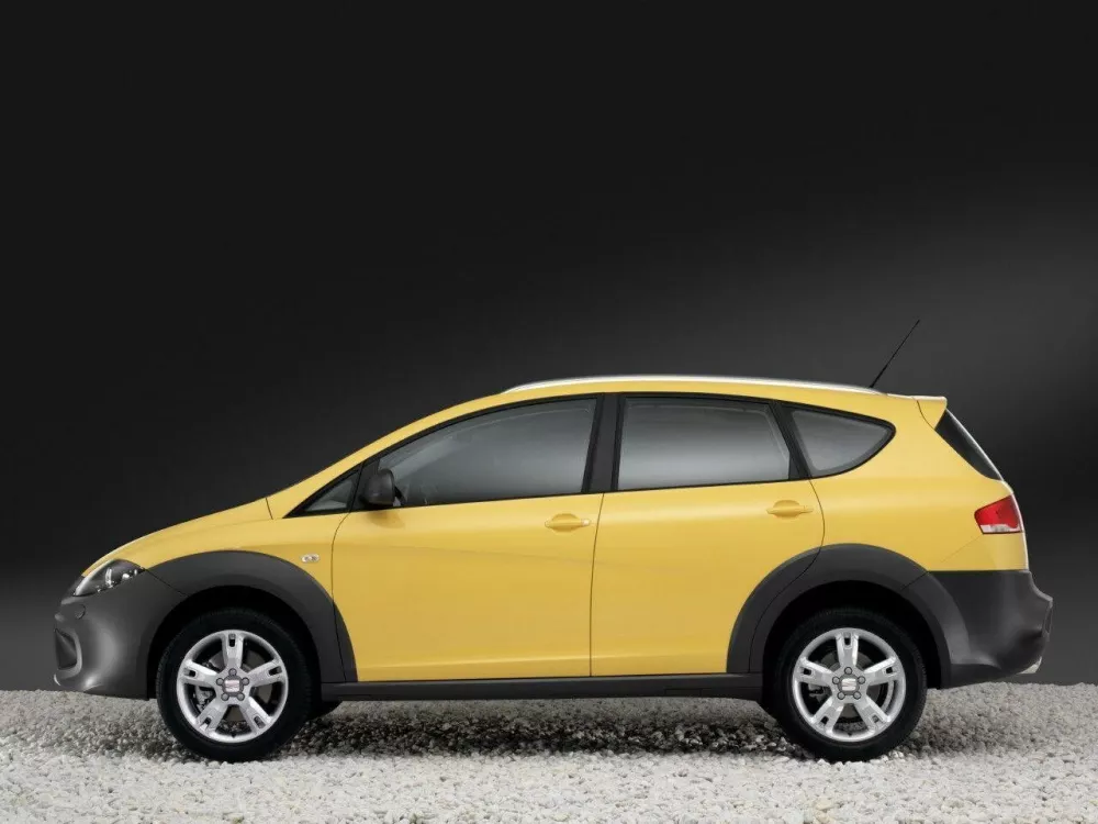Автомобиль SEAT Altea I Компактвэн Freetrack