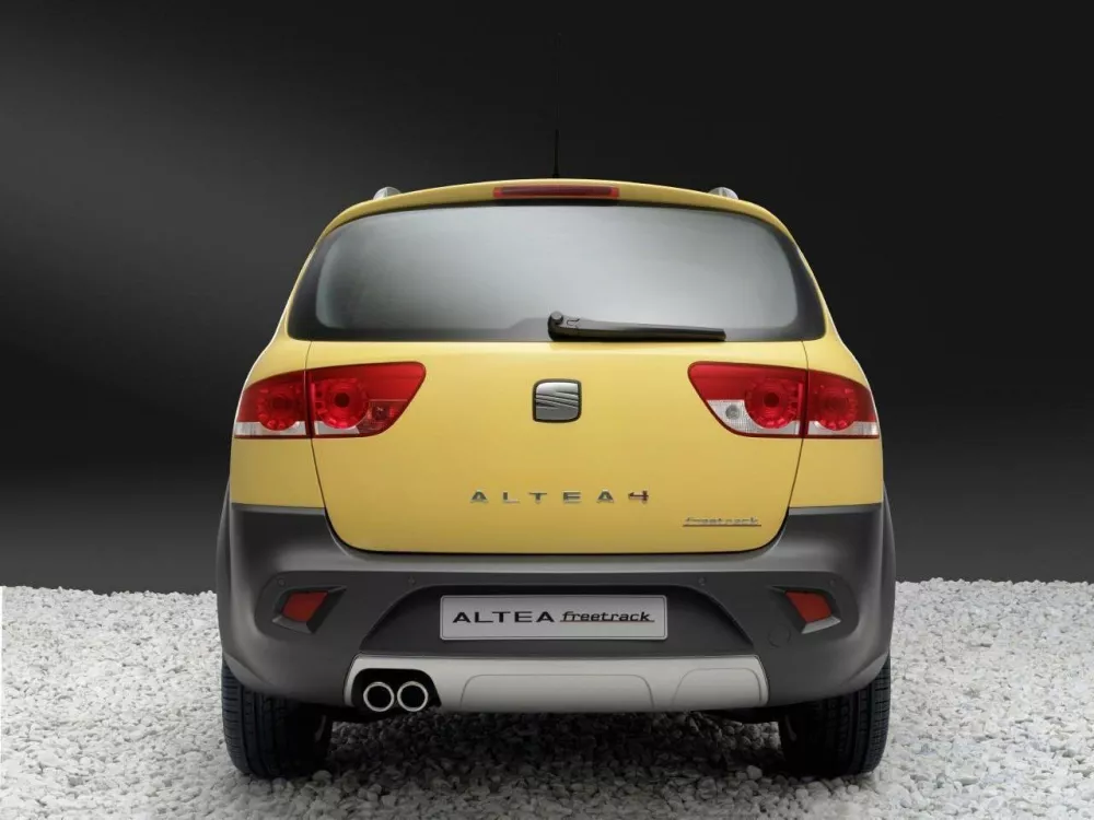 Автомобиль SEAT Altea I Компактвэн Freetrack