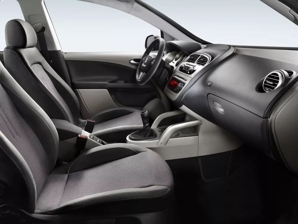 Автомобиль SEAT Altea I Компактвэн Freetrack