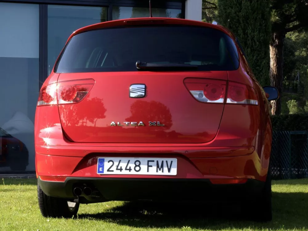 Автомобиль SEAT Altea I Компактвэн XL