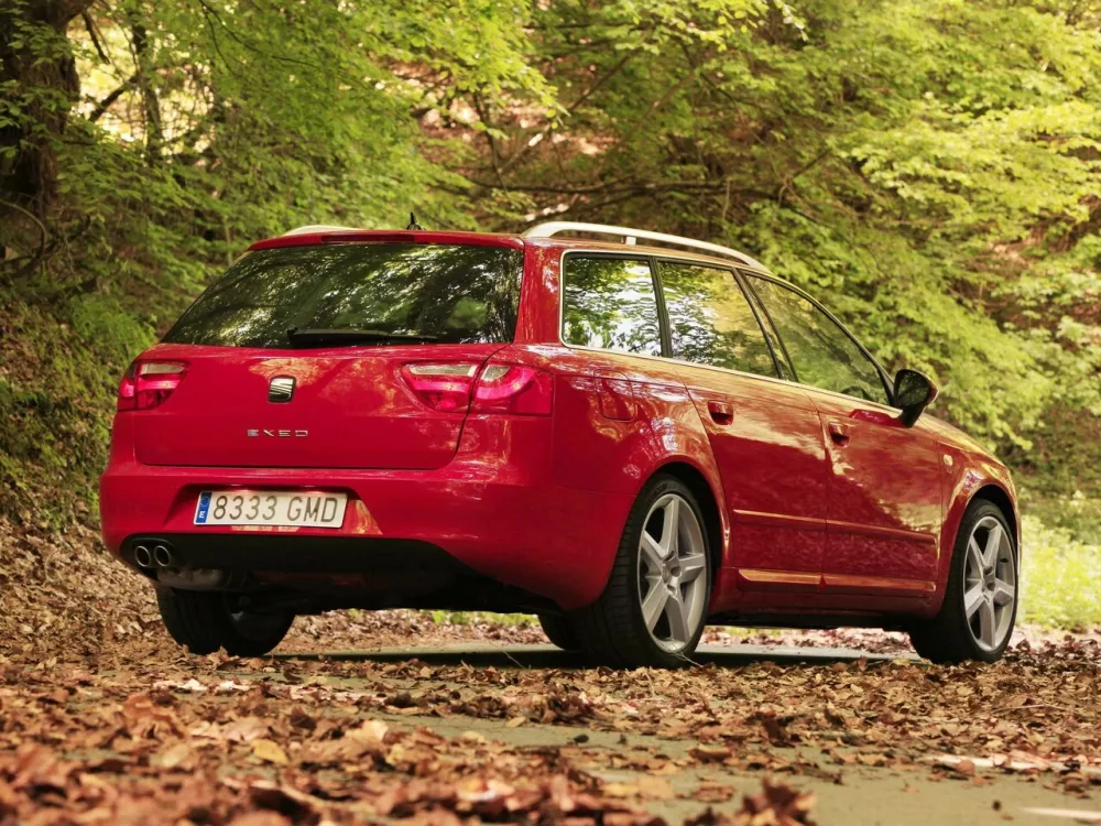 Автомобиль SEAT Exeo Универсал (5 дверей)