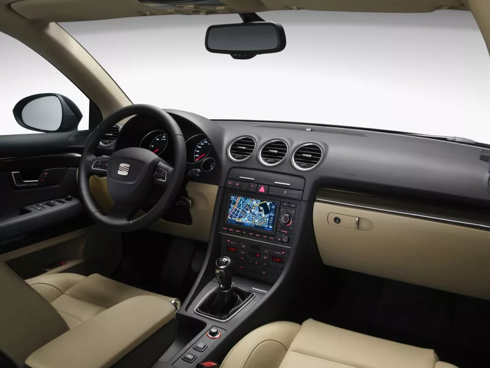 Автомобиль SEAT Exeo Универсал (5 дверей)