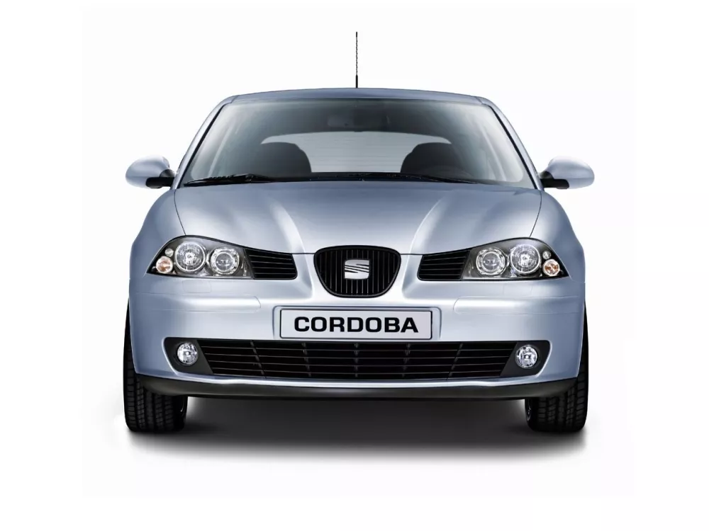 Автомобиль SEAT Cordoba II Седан