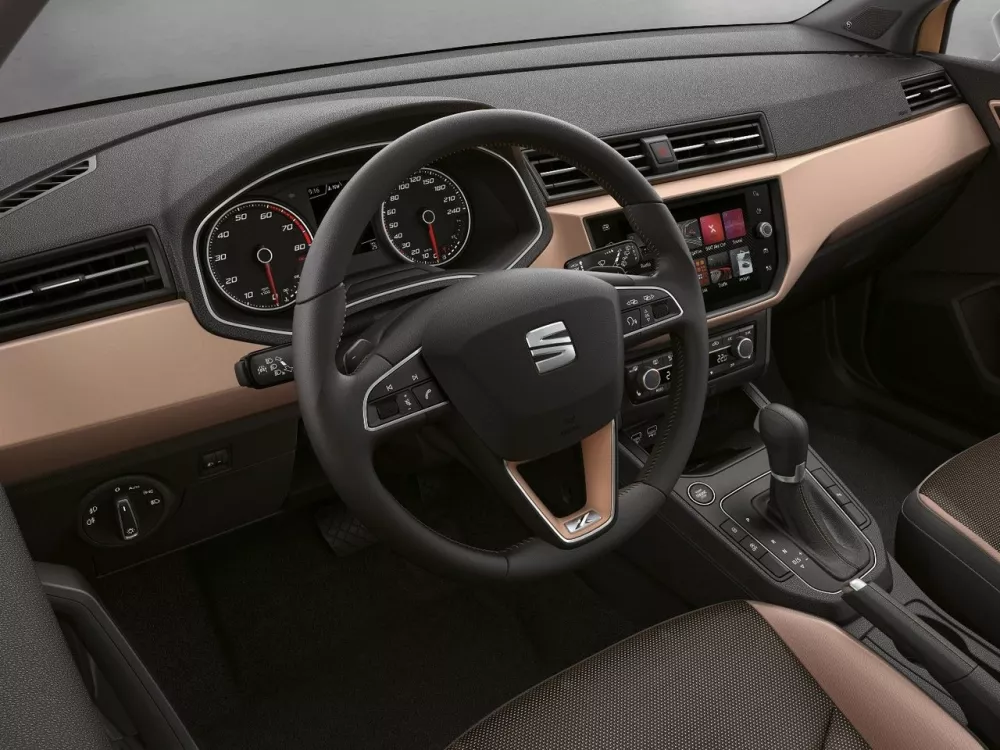 Автомобиль SEAT Ibiza V Хэтчбек (5 дверей)
