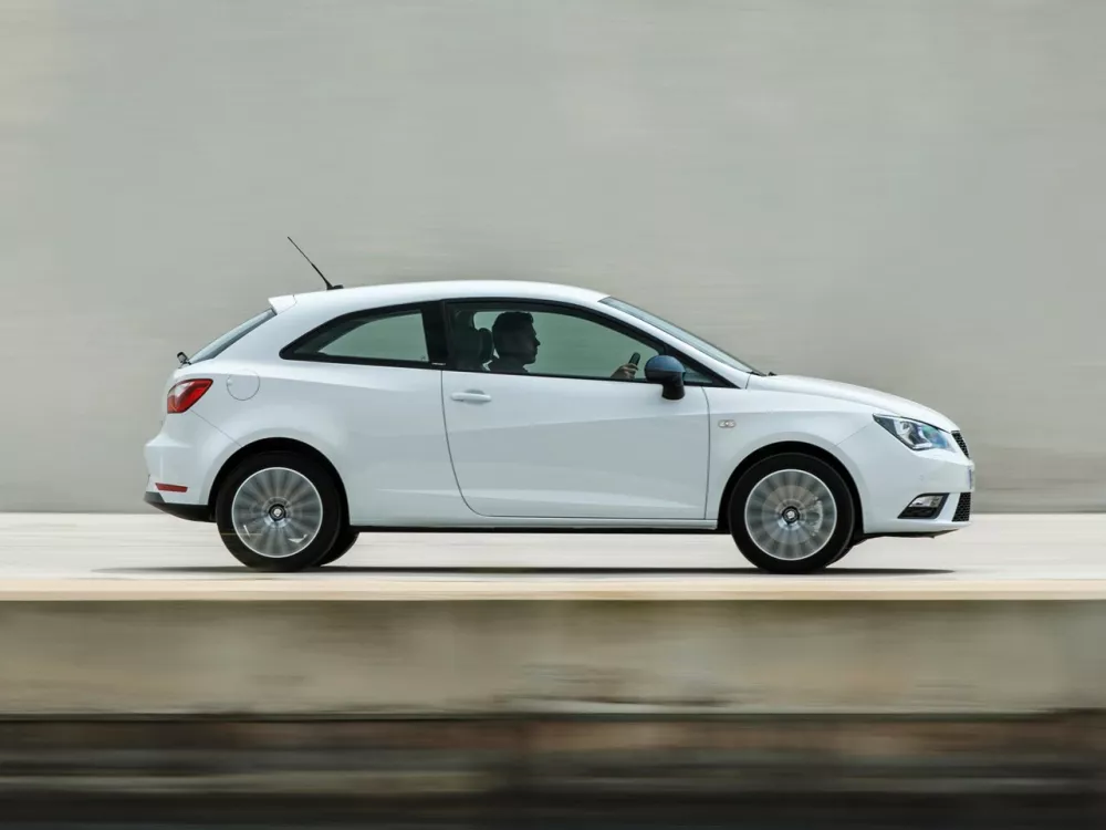 Автомобиль SEAT Ibiza IV Рестайлинг 2 Хэтчбек (3 двери)