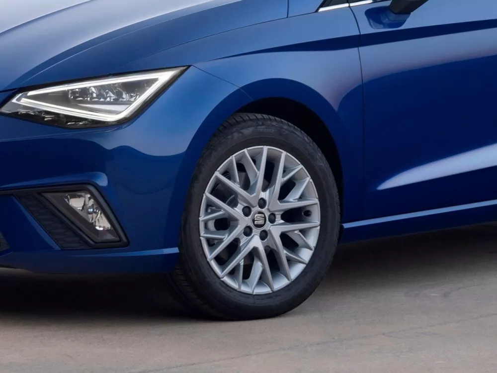 Автомобиль SEAT Ibiza V Хэтчбек (5 дверей)