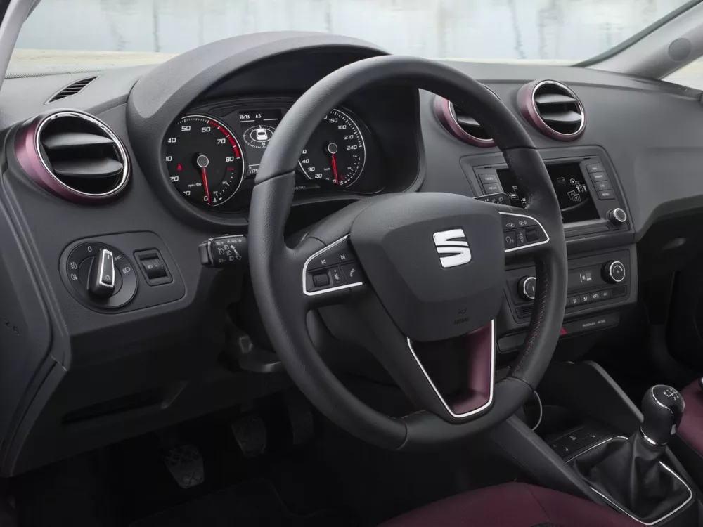 Автомобиль SEAT Ibiza IV Рестайлинг 2 Хэтчбек (3 двери)