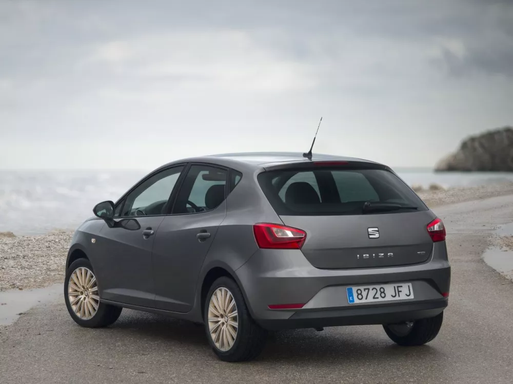 Автомобиль SEAT Ibiza IV Рестайлинг 2 Хэтчбек (5 дверей)
