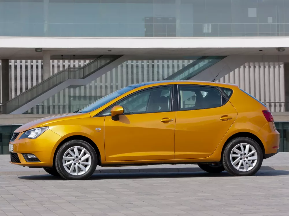 Автомобиль SEAT Ibiza IV Рестайлинг Хэтчбек (5 дверей)