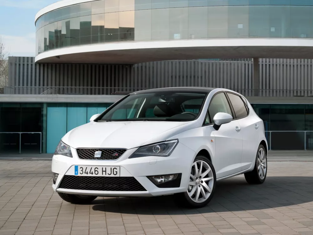 Автомобиль SEAT Ibiza IV Рестайлинг Хэтчбек (5 дверей)