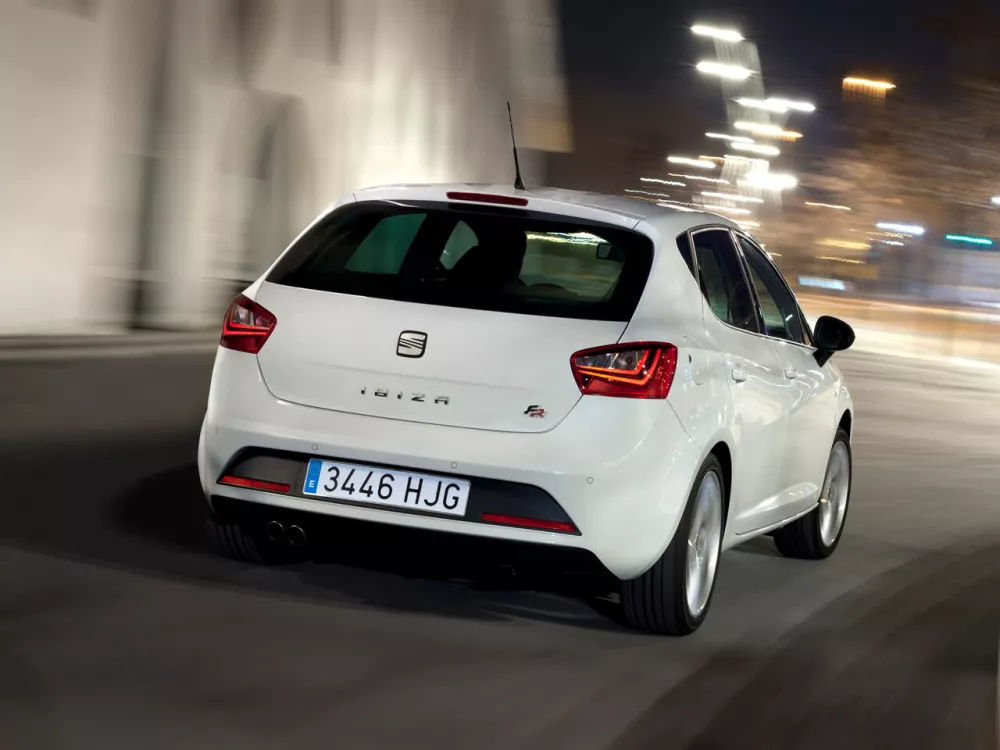 Автомобиль SEAT Ibiza IV Рестайлинг Хэтчбек (5 дверей)