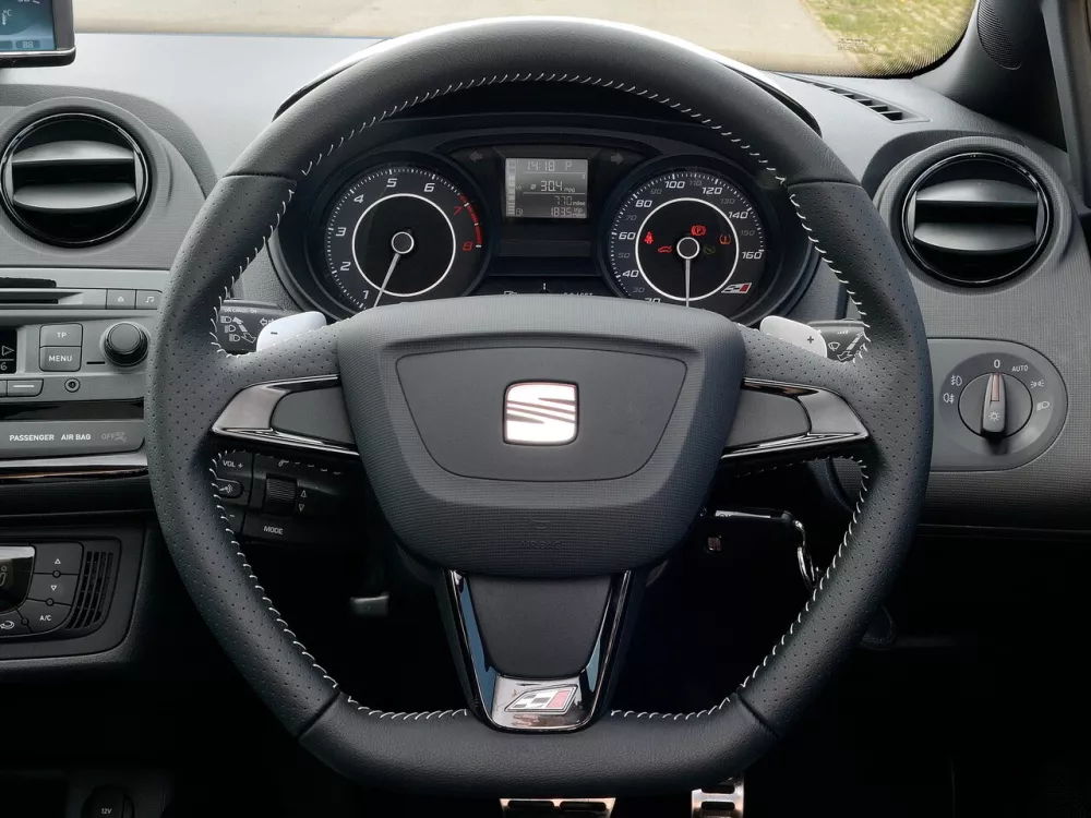 Автомобиль SEAT Ibiza IV Рестайлинг Хэтчбек (5 дверей)