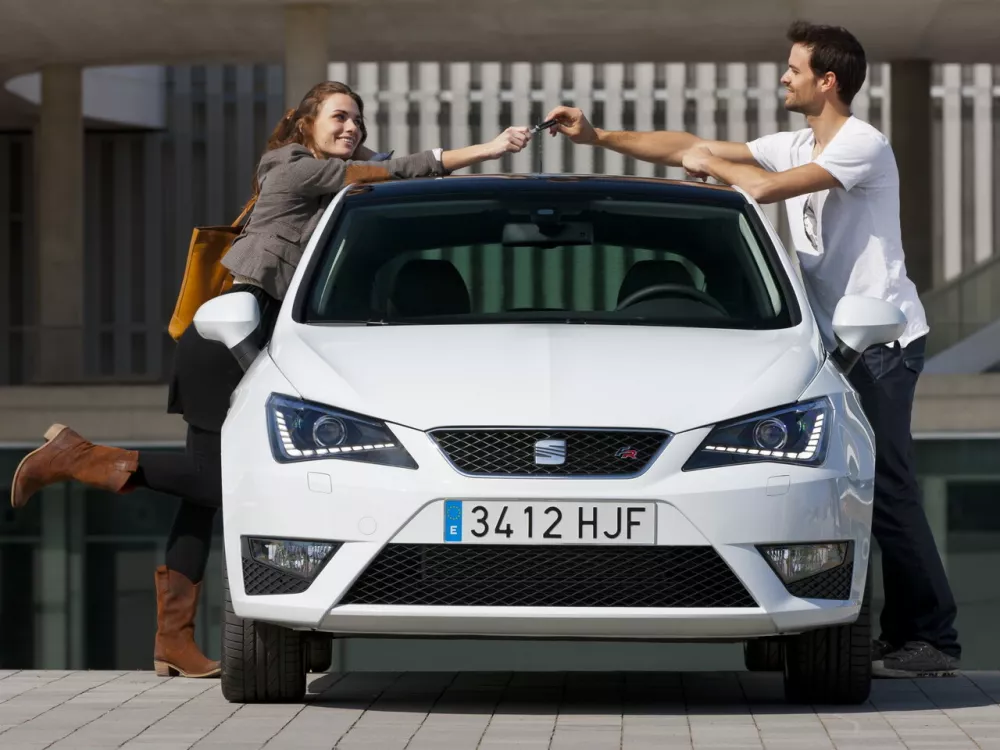 Автомобиль SEAT Ibiza IV Рестайлинг Хэтчбек (3 двери)