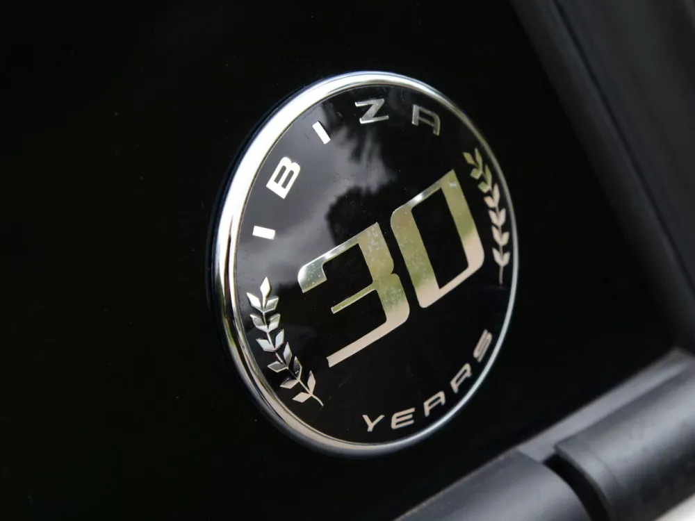 Автомобиль SEAT Ibiza IV Рестайлинг Хэтчбек (3 двери)