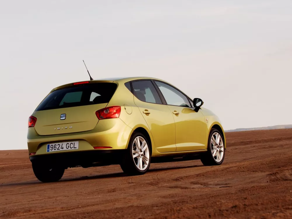 Автомобиль SEAT Ibiza IV Хэтчбек (5 дверей)