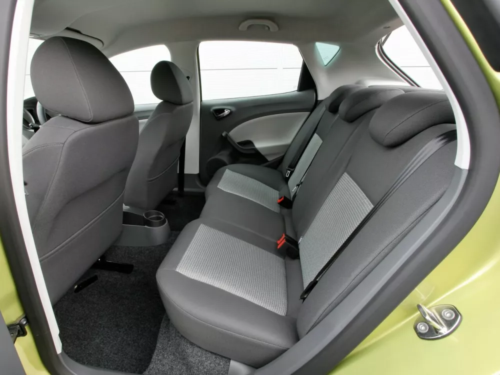 Автомобиль SEAT Ibiza IV Хэтчбек (5 дверей)