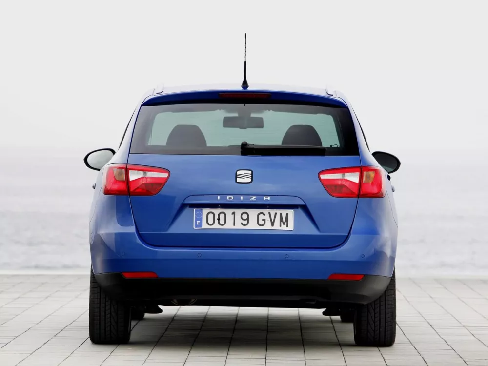 Автомобиль SEAT Ibiza IV Универсал (5 дверей)