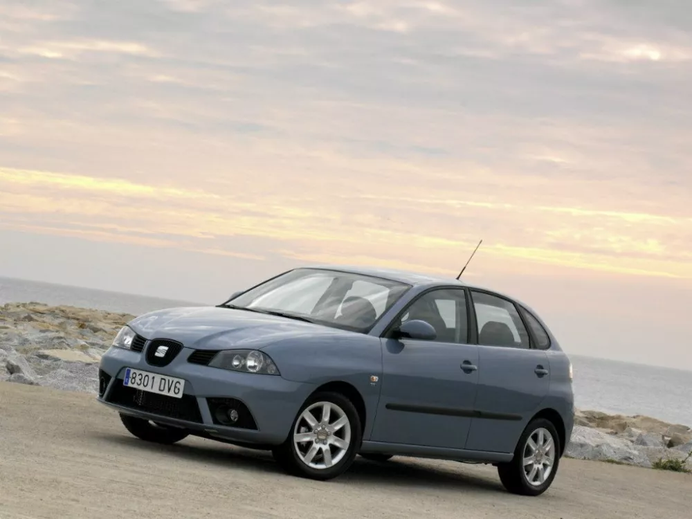 Автомобиль SEAT Ibiza III Рестайлинг Хэтчбек (5 дверей)