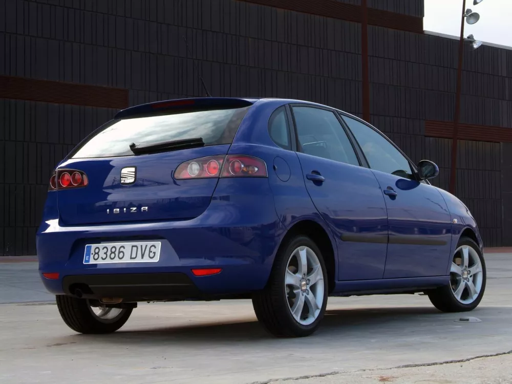 Автомобиль SEAT Ibiza III Рестайлинг Хэтчбек (5 дверей)