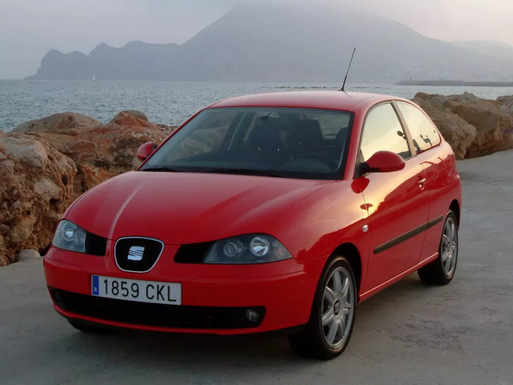 Автомобиль SEAT Ibiza III Хэтчбек (3 двери)