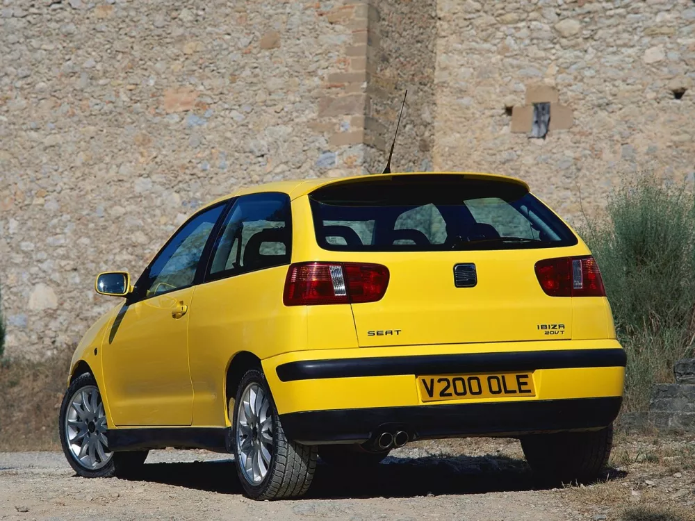 Автомобиль SEAT Ibiza II Рестайлинг Хэтчбек (3 двери)