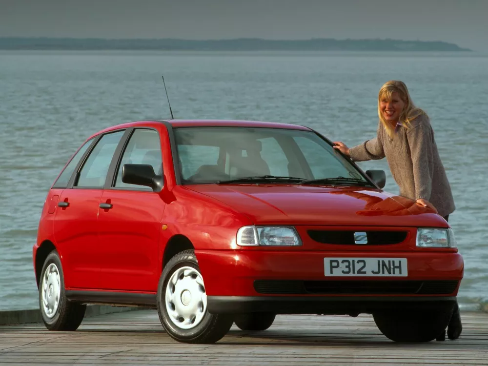Автомобиль SEAT Ibiza II Хэтчбек (5 дверей)
